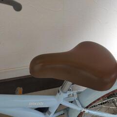 18インチ子供自転車水色後輪パンクしていますの画像