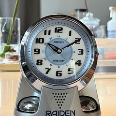 大音量/SEIKO目覚まし時計 RAIDEN(らいでん)