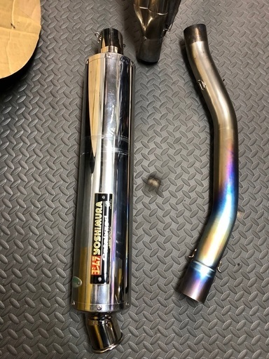 CB1300 ヨシムラマフラー　売ります