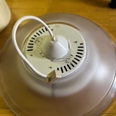 ルーム吊るし紐付き照明　レトロ