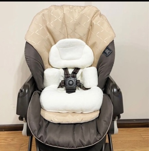 コンビ ネムリラ AUTO SWING BEDi