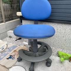 学習机の椅子