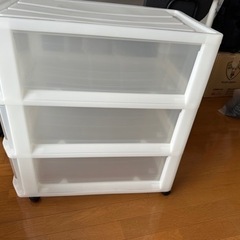 3段収納ケース　2個　無料