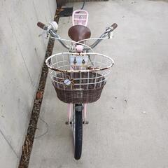 子供用18インチピンクの自転車の画像