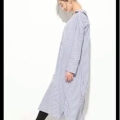 ビス　シャツワンピースの画像