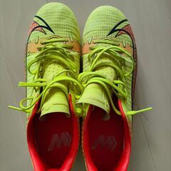 サッカースパイク