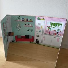 IKEA　HUSET　☆本付きの画像