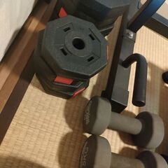筋トレグッズ　ダイエット　一式の画像
