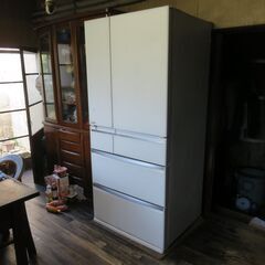 三菱 ノンフロン冷凍冷蔵庫 MR-WX70C-W1形 2018年...