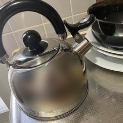 食器、フライパン等まとめて