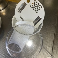 食器、フライパン等まとめての画像