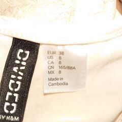H&M トップスの画像