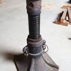 価格変更　【 重量物 】　建築、土木用　大型ジャッキ 中古品です。の画像