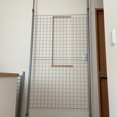 突っ張りワイヤーネット　パーテーション　2セットの画像