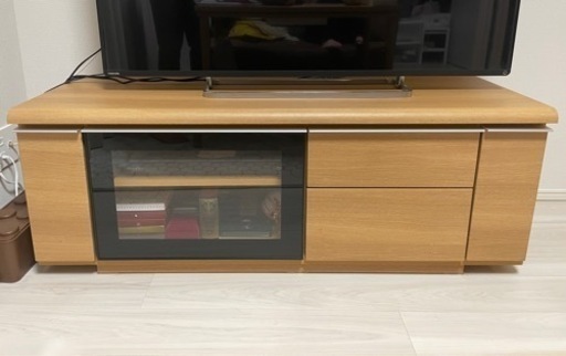 テレビボード
