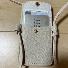 iPhone14用のスマホカバー/ ショルダー、カードスロット付きの画像