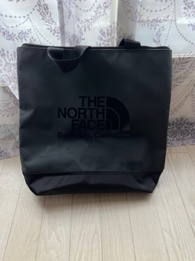 (値段交渉有)ノースフェイス　バック　黒　ほぼ新品