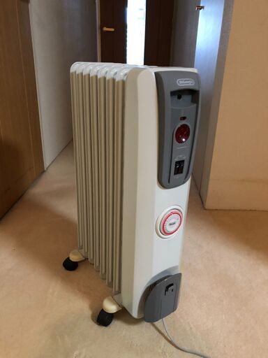 値下げ！DeLonghi H770812EFS オイルヒーター / 加湿器 アロマ 超音波式 アロマ加湿器 SHIZUKU PLUS+ 中古品 です！！