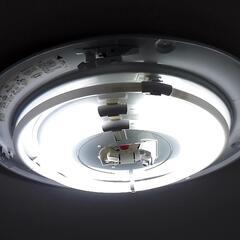 東芝蛍光灯器具　暖色（電球色）の色が雰囲気良い　状態はかなり良好ですの画像