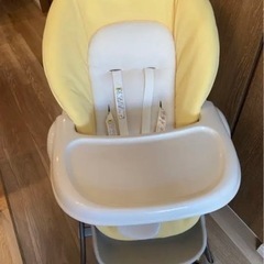 コンビ ロワイヤルオートスウィング  ハイローチェア  イエロー