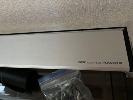 3点セット　GEX60cm高品質ガラススリム水槽、水槽ライト、GEXアクアシェルフ、石のセット