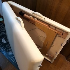 マッサージベッドの画像