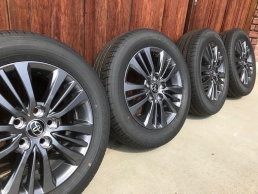 【値引き可】未使用　新型 ヴォクシー VOXY / ノア NOAH 90系 純正タイヤホイール