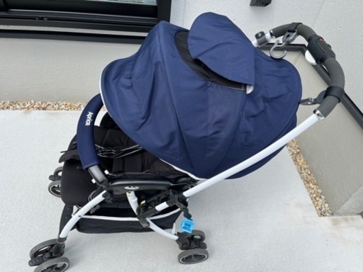 Aprica ベビーカー　ラクーナエアーAB