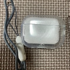 ☆お得☆AirPods pro 第2世代 ケースクリア リストストラップ付きの画像