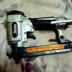 マキタのエアータッカー（USED品）です。