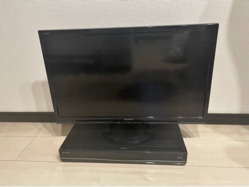 SHARP 24V液晶テレビ　Blu-rayレコーダーセット