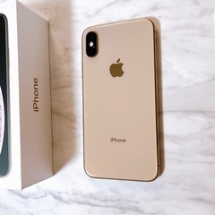 【最安】美品 iPhoneXS本体 256gb ゴールド SIMフリー イヤフォン付きの画像