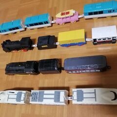 電車おもちゃ