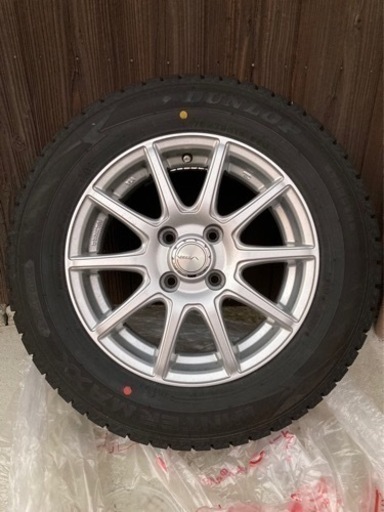 スタッドレスタイヤ　※取引中