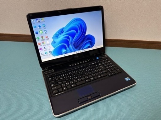富士通 ノートPC! 新品SSD256GB メモリ4GB★FMV-BIBLO NF/G70 Core i5-430M Blu-ray Win11 Microsoft Office 2019 &Business★中古美品★