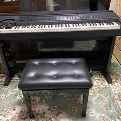 電子ピアノ　YAMAHA Clavinovaの画像