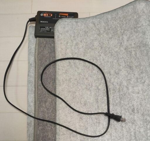 ホットカーペット ２畳用　電気カーペット