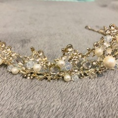ティアラ　結婚式　ブライダル　ウェディング　ヘアアクセサリーの画像