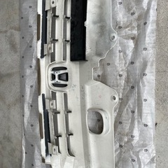 ステップワゴン RF5 フロントグリルの画像