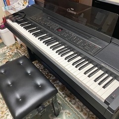 電子ピアノ　YAMAHA Clavinovaの画像