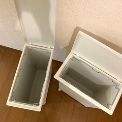 【美品】無印良品　ダストボックス　ゴミ箱2個セット（キャスター、蓋付）の画像