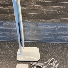 【値下げ】LEDデスクライトの画像