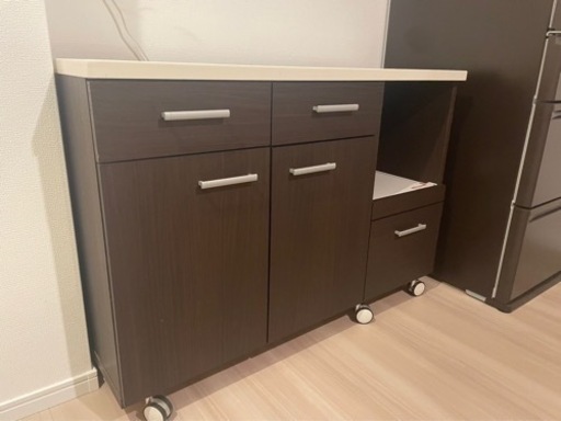 キッチンボード