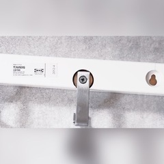 IKEA TJUSIG シューシグ 壁用ハンガー ホワイトの画像