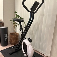 【美品】フィットネスバイク TR FB003-XB エクササイズ...