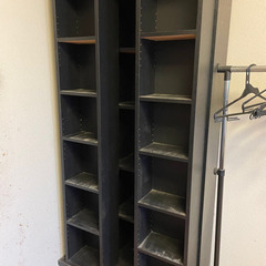 本棚（破損）
