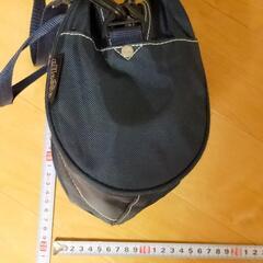 【決まりました】ellesseショルダーバッグ☆斜めがけバッグ☆ミニボストンの画像