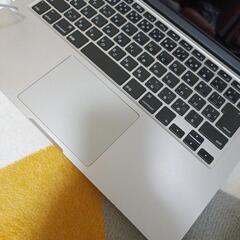 Apple アップル　MacBook pro ジャンク　中古　ノートパソコン　の画像