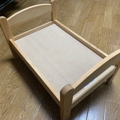 成約済み　IKEA  人形用ベッド