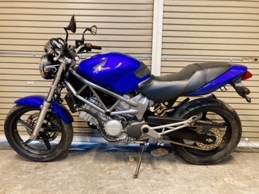 ホンダ　VTR250 タコメーター付きモデル配送可能　支払いは現金or振り込みも可能 ホンダ VTR250 キャブ後期タコメーター付きモデル 配送可能 支払いは